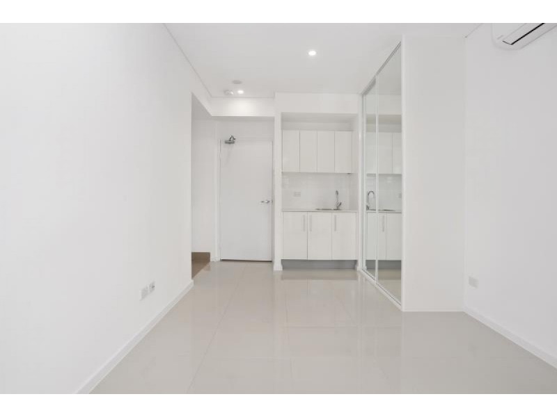 205a/11-13 Junia Avenue, Toongabbie NSW 2146